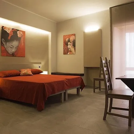 Al Centro Storico 3* בארלטה